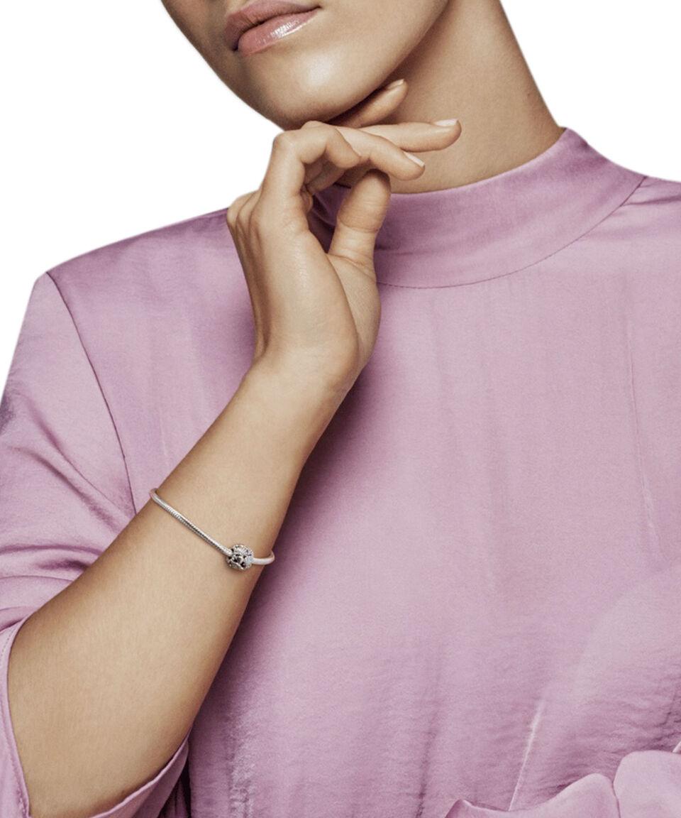 Pandora Charm En Plata Filigrana De Corazones Conchas Y Estrellas De Mar Mujer