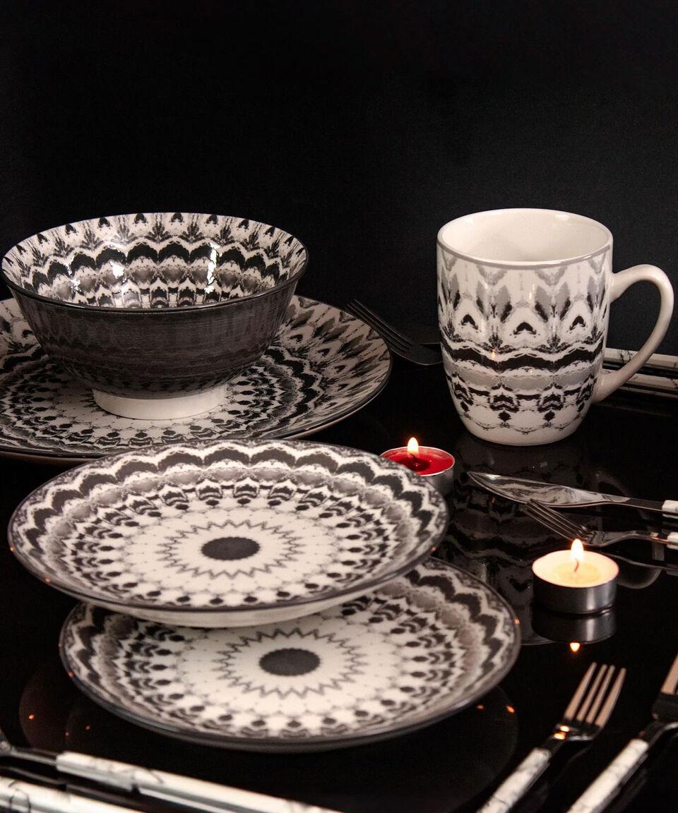 Crown Baccara Vajilla 16 Piezas Yantra