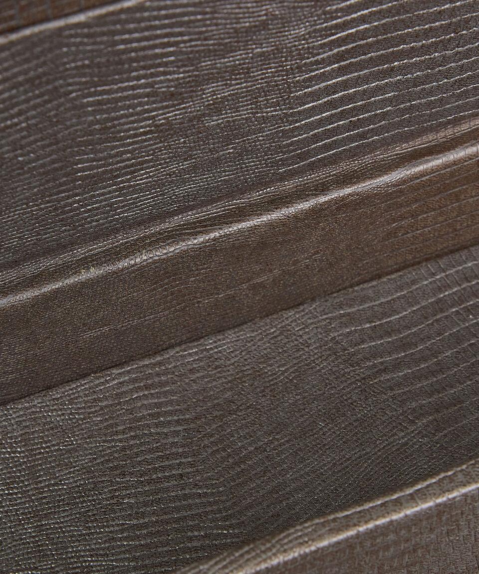 Laddu Portatraje Gris Armadillo En Madera