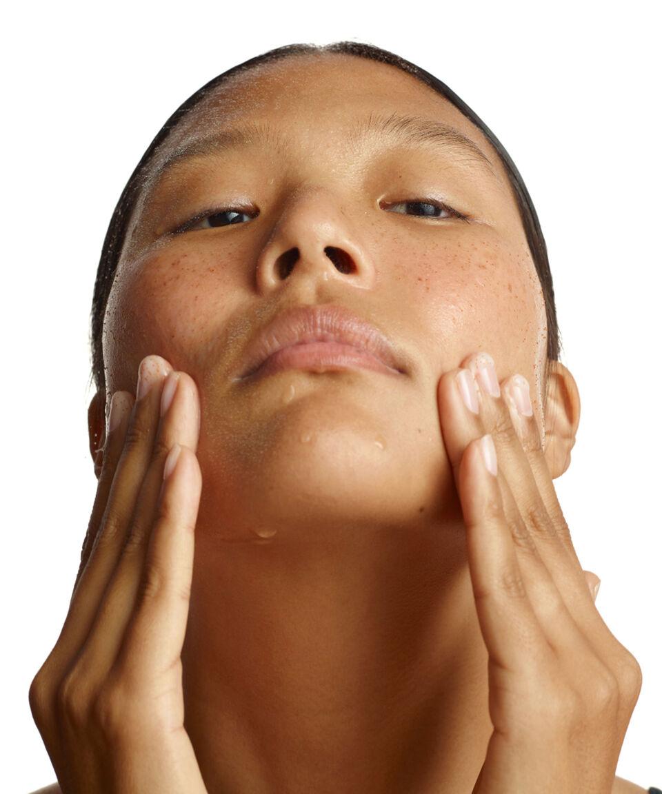 Midnight 00.00 Limpiador Facial 00.21 Con Aloe Vera 100 Ml