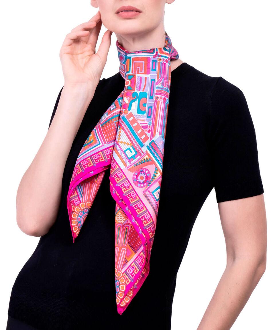 Pineda Covalin Mascada De Seda Rosa Con Decorado Prehispánico Mujer