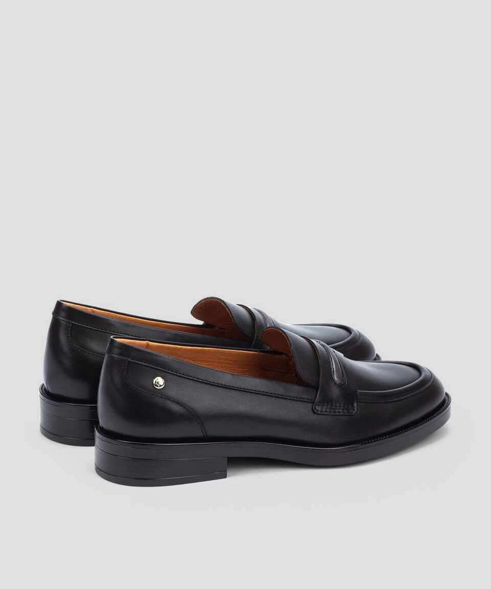 Pikolinos Mocasines Puertollano De Piel Con Tacón Bajo Ancho Y Cintillo Mujer