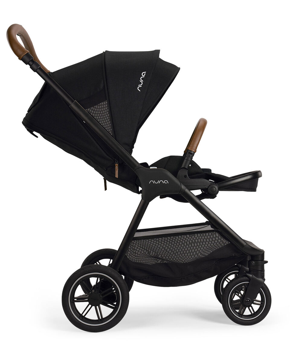 Nuna Carriola Ligera Triv Negra