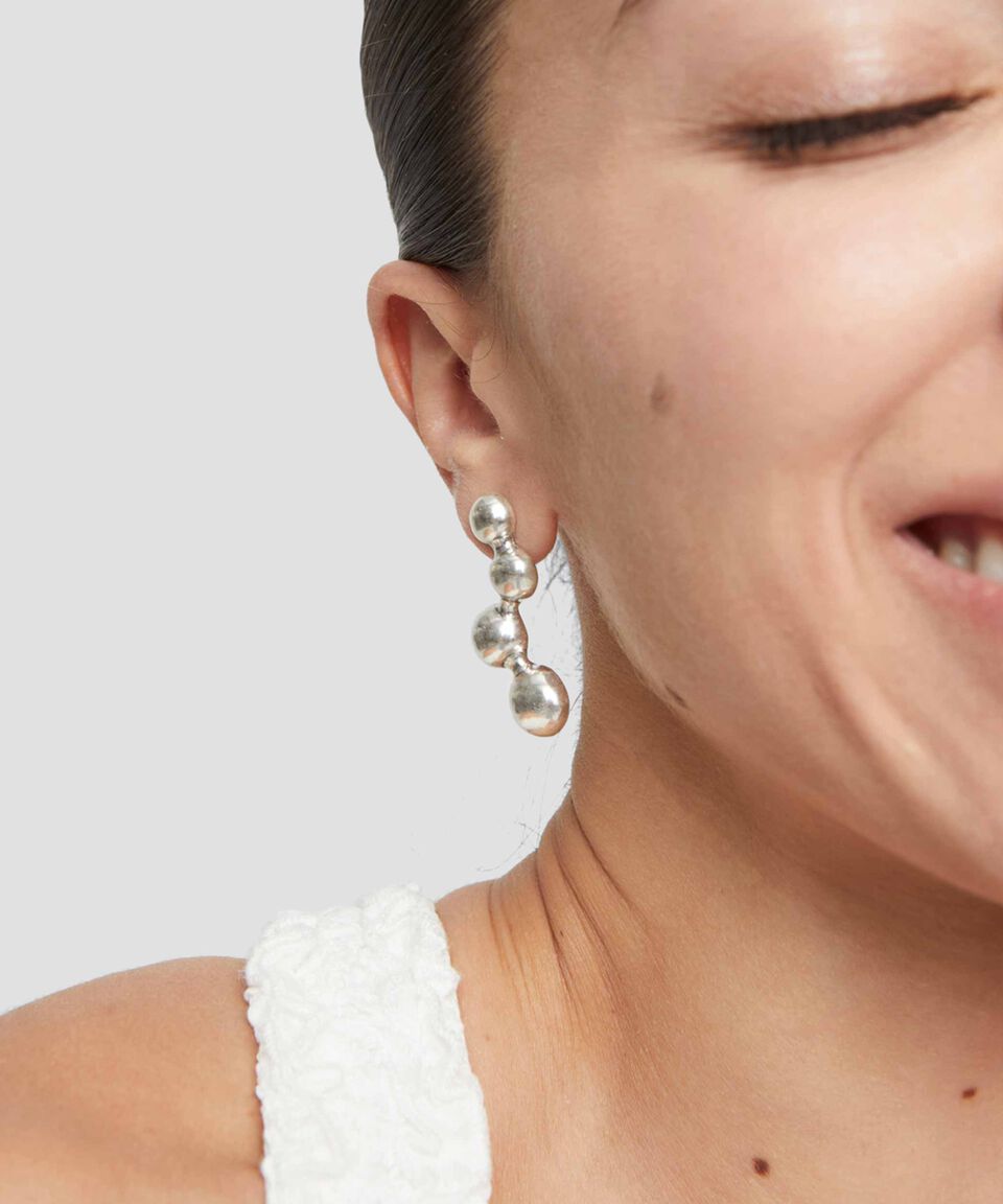 UNO DE 50 Pendientes De Esferas Ser Intrépida Mujer