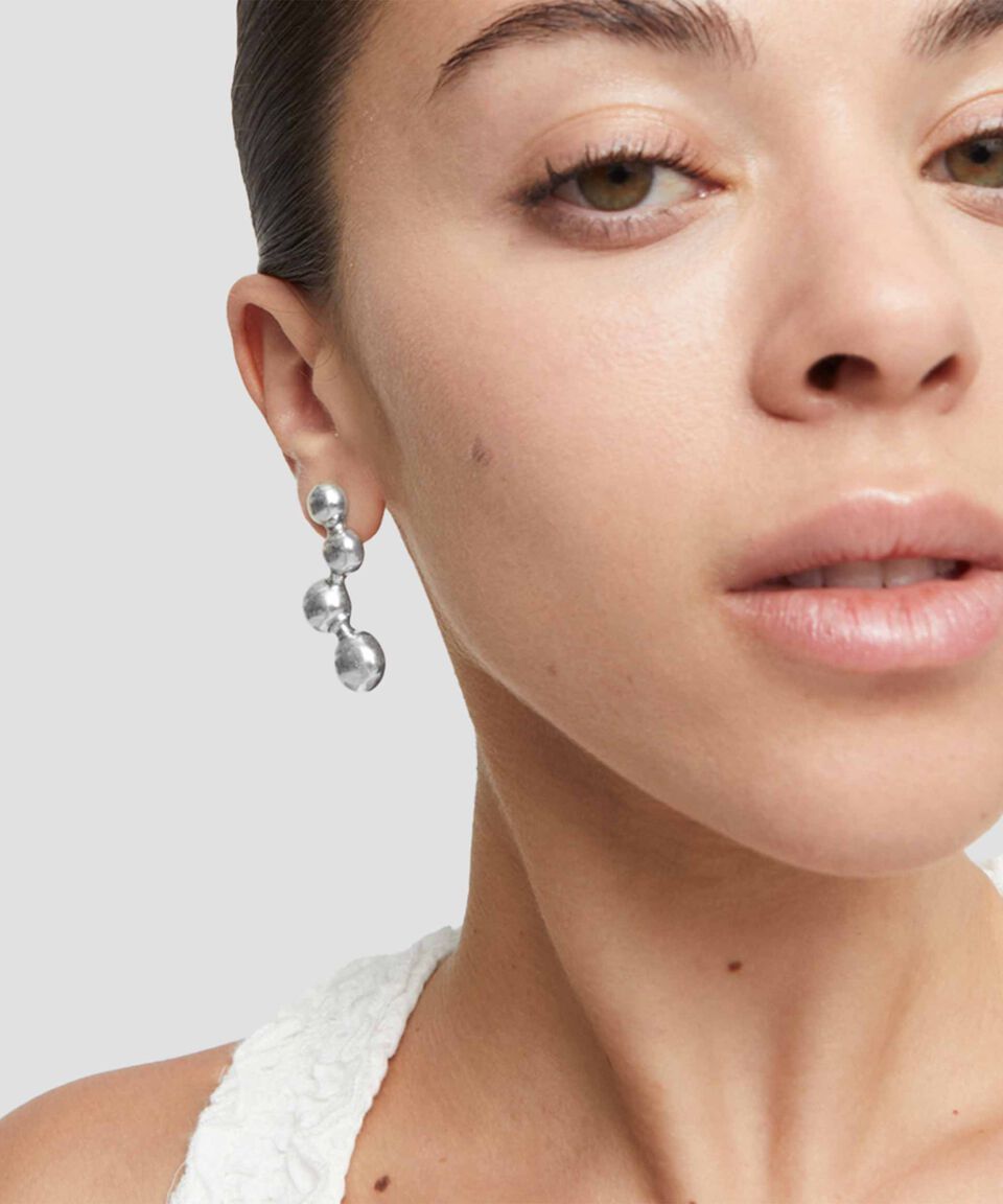 UNO DE 50 Pendientes De Esferas Ser Intrépida Mujer