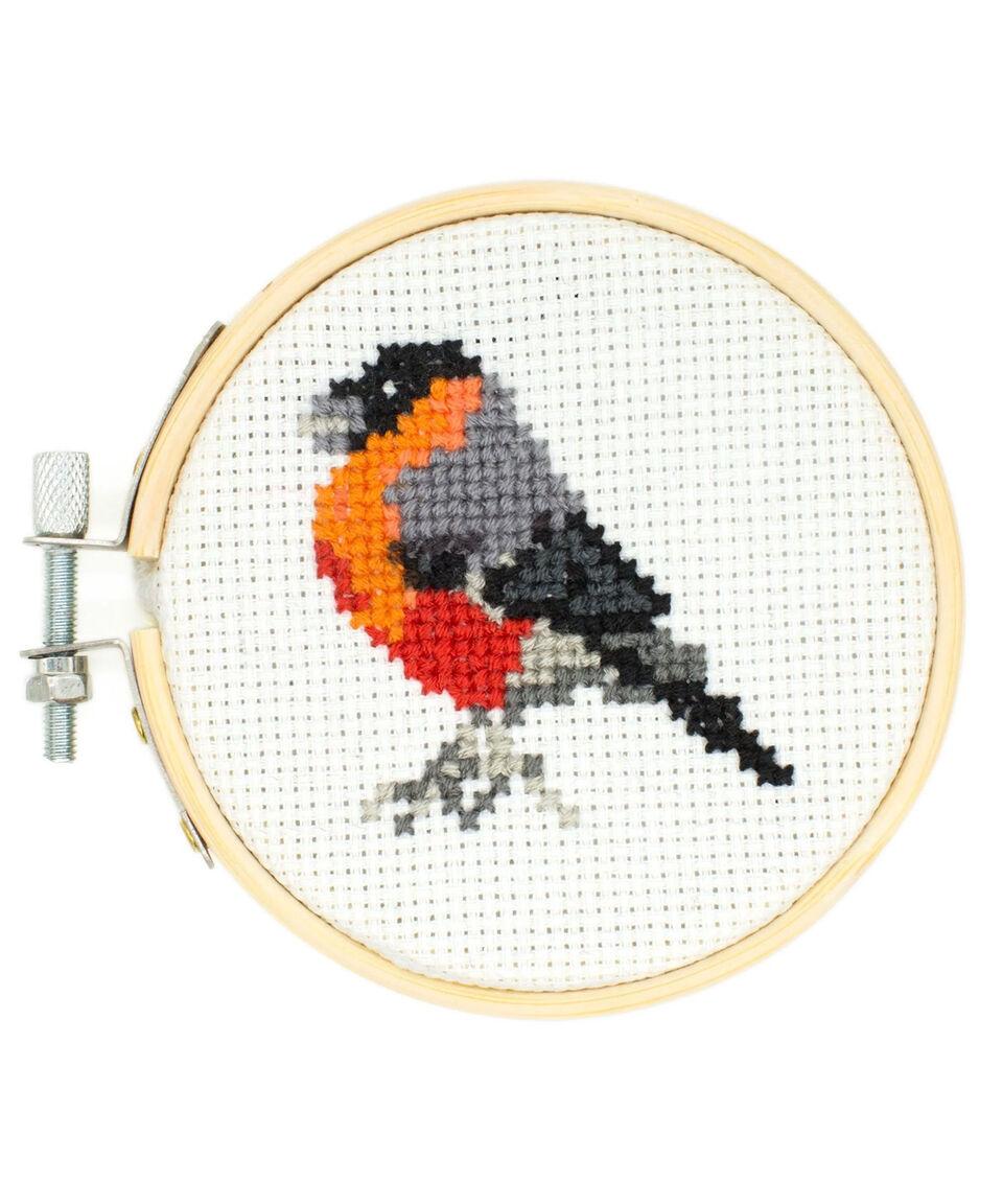 Kikkerland Set De Bordado En Punto De Cruz Con Forma De Pájaro