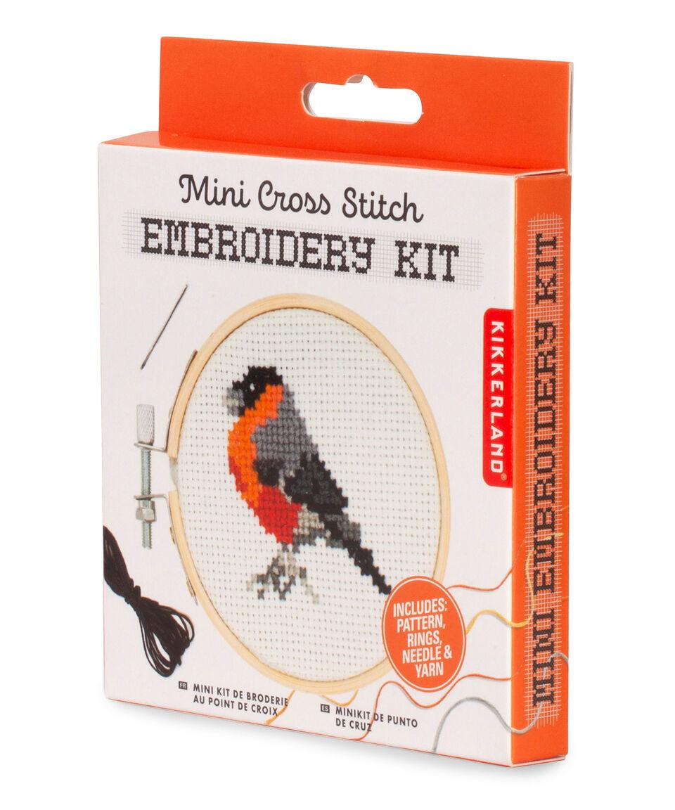 Kikkerland Set de bordado en punto de cruz con forma de pájaro