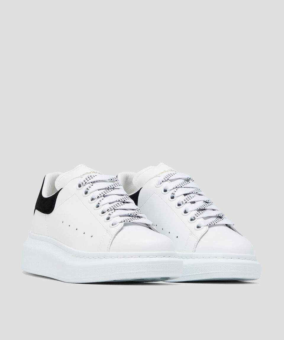 McQueen Tenis Casuales Con Plataforma Exagerated En Piel Blancos Mujer
