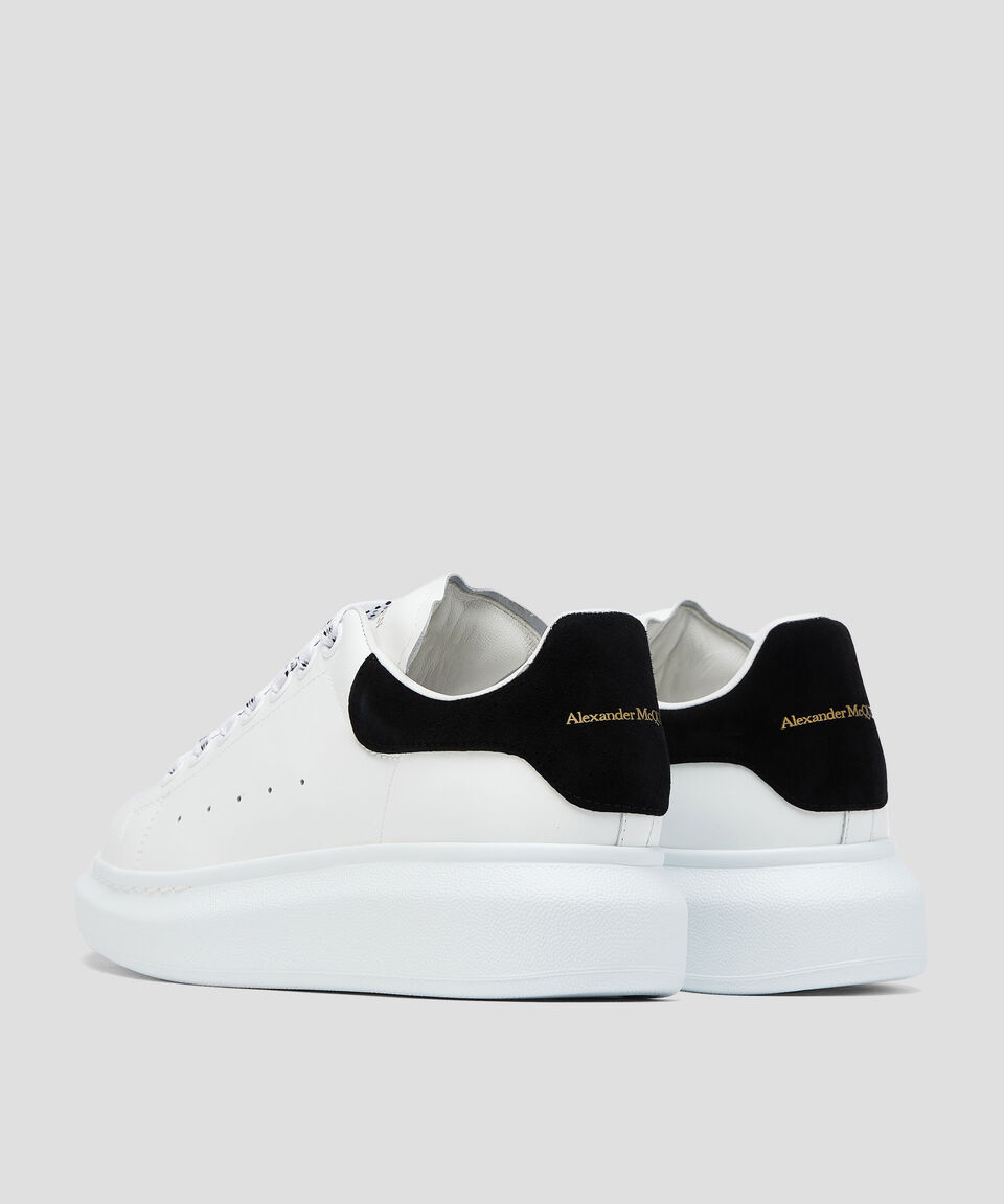 McQueen Tenis Casuales Con Plataforma Exagerated En Piel Blancos Mujer