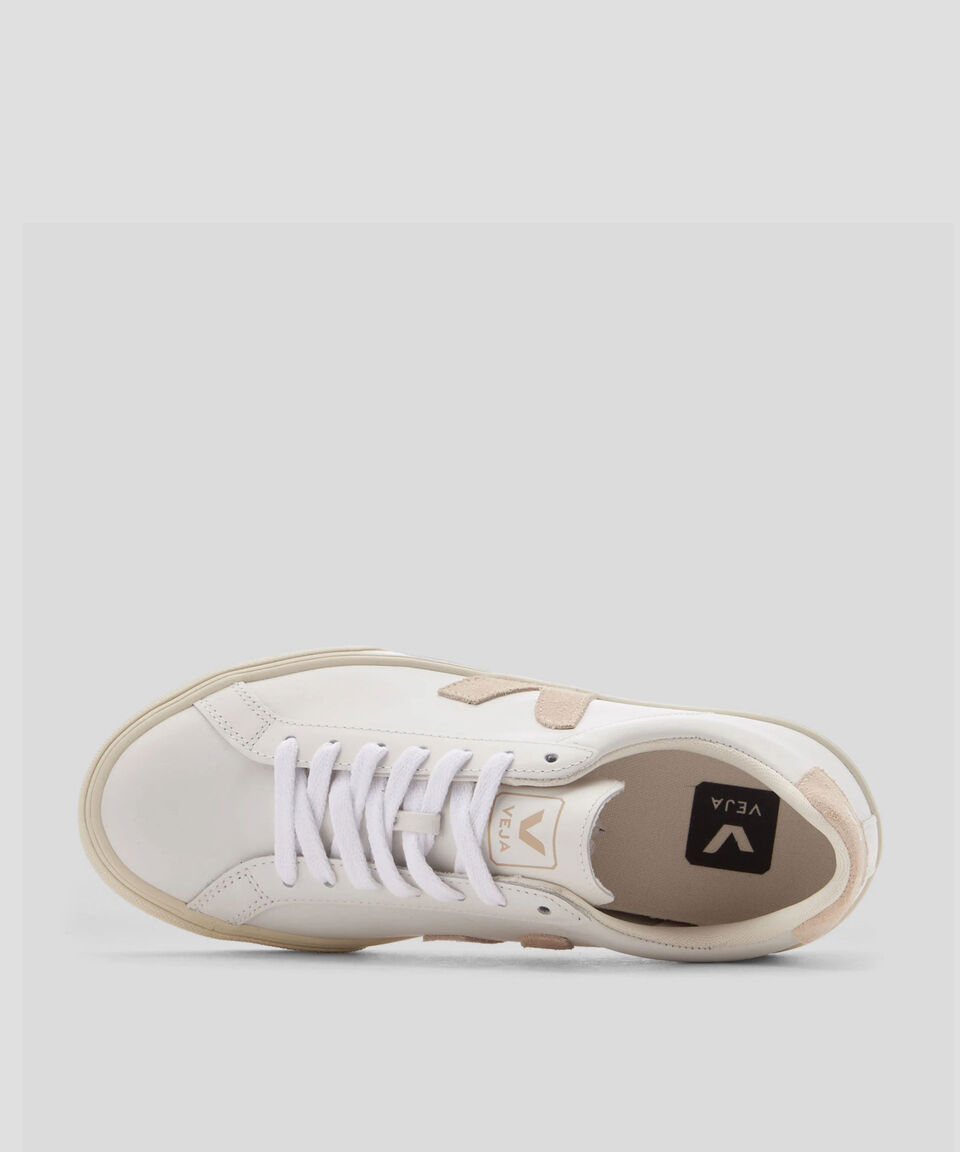 Veja Tenis Casuales En Piel Esplar Mujer