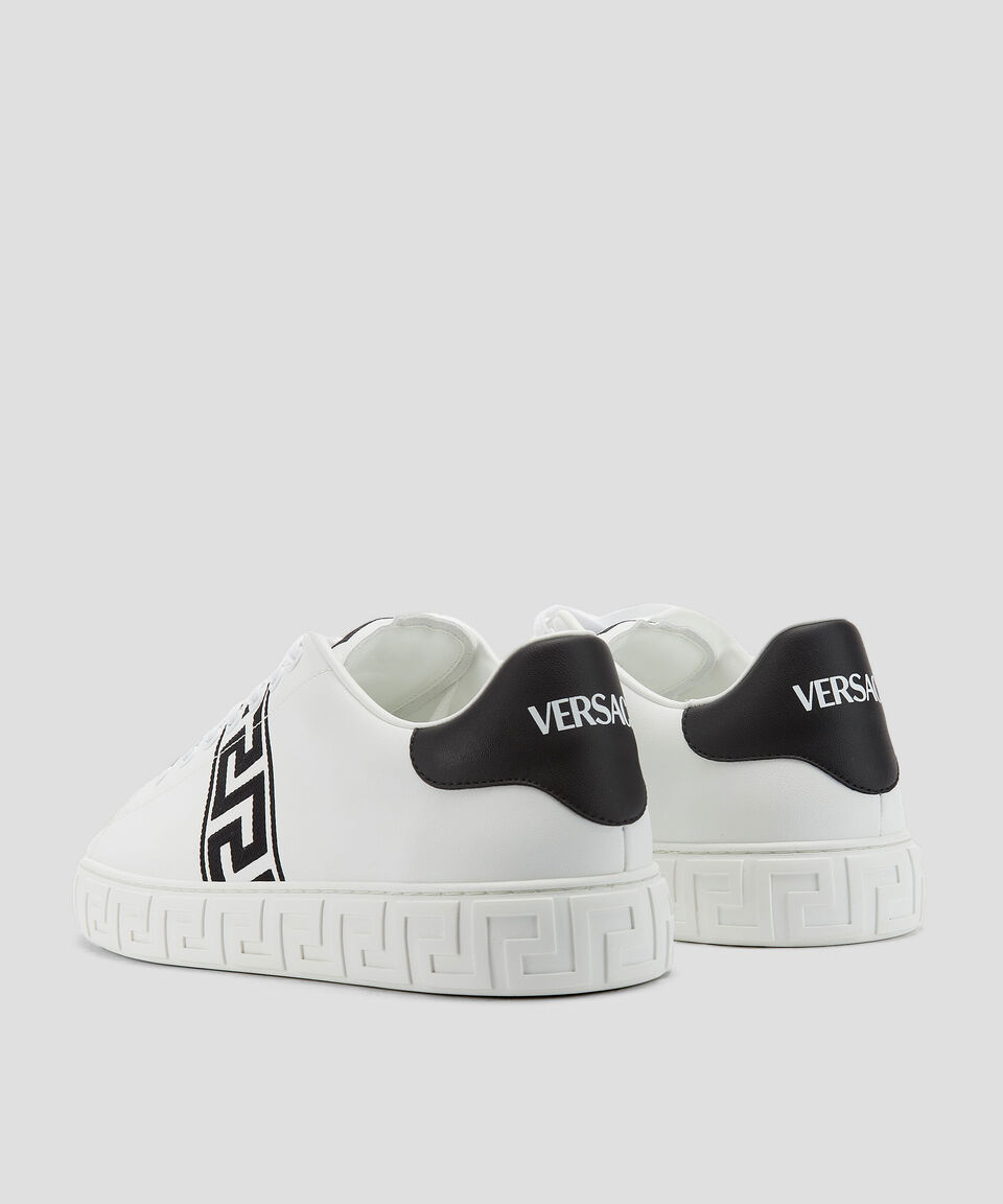 Versace Tenis Casuales Con Grecas Bordadas Hombre