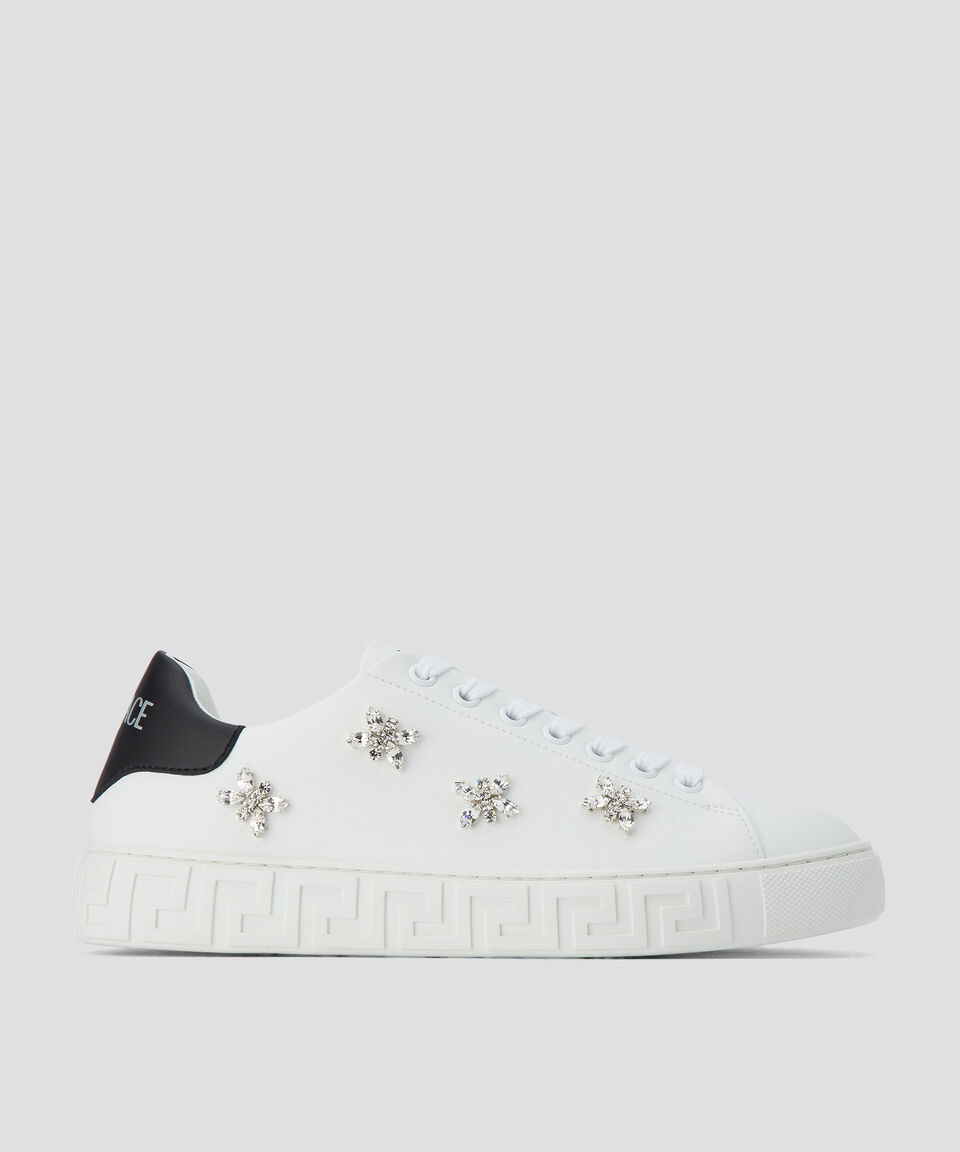 Versace Tenis casuales con pedrería Mujer