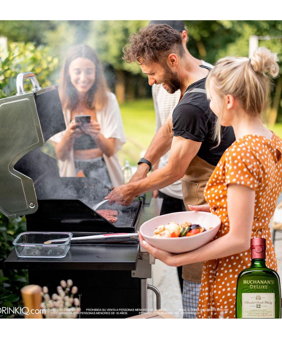 Buchanan's Whisky Buchanan's Deluxe 12 Años Blended Scotch 750 Ml