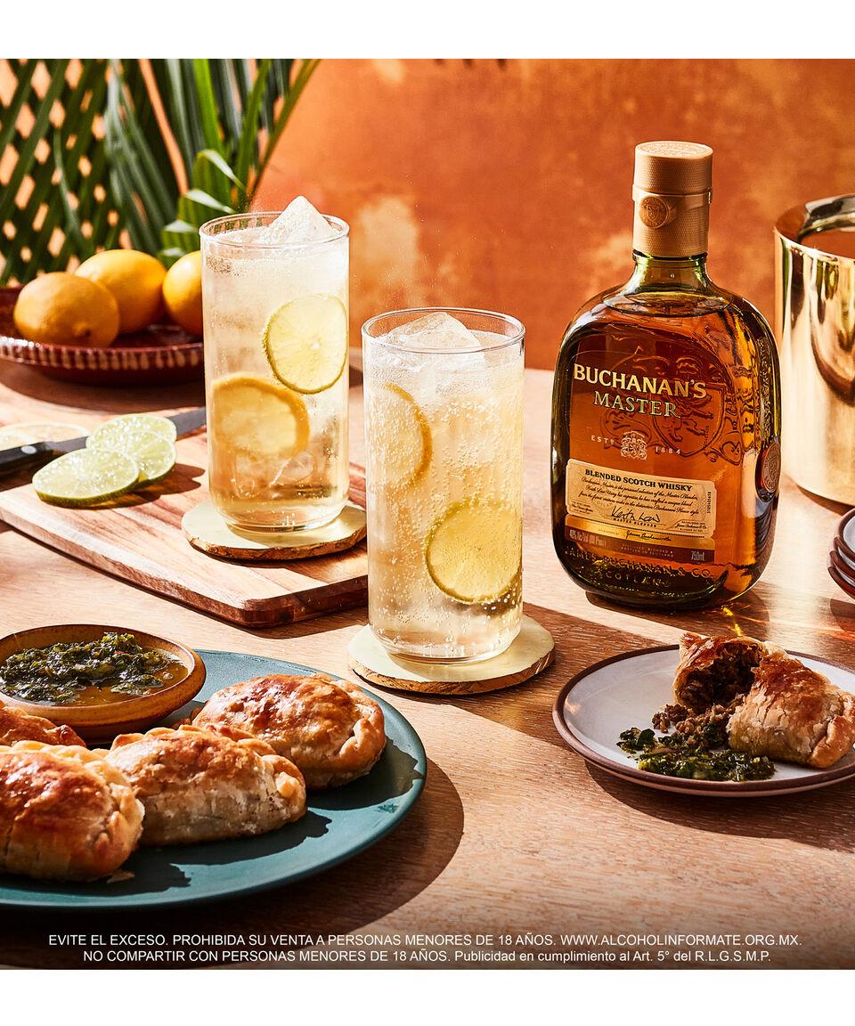 Buchanan's Whisky Buchanan's Master Blended Scotch 750 Ml