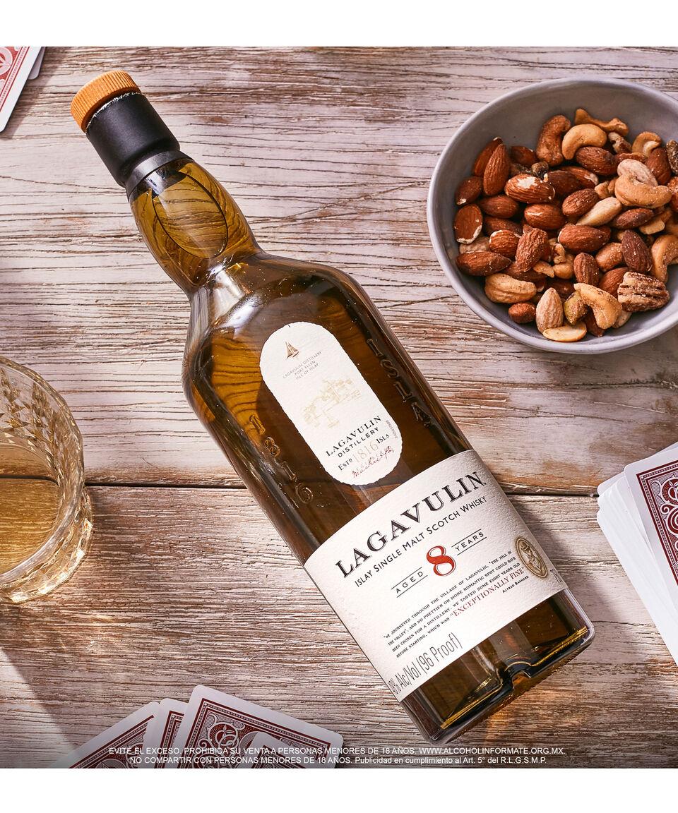 Lagavulin Whisky Lagavulin 8 Años Single Malt 700 Ml