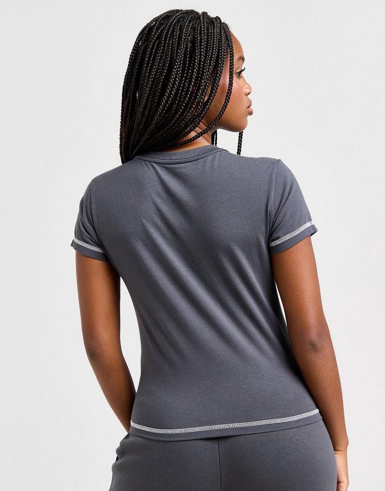 JD Sports Nike Camiseta Graphic Swoosh Chill