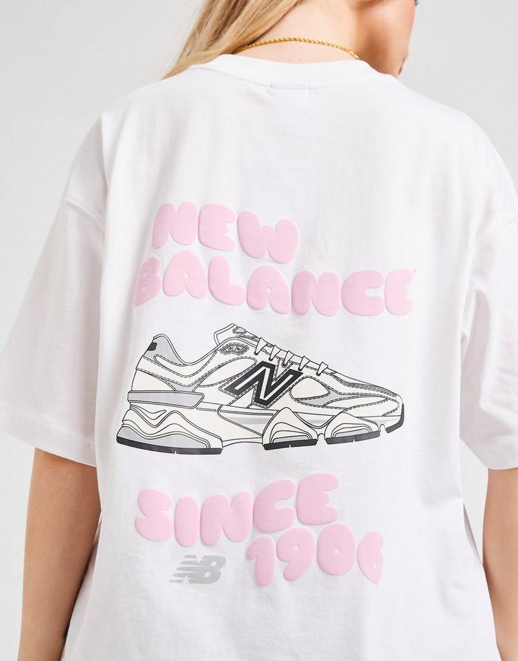 JD Sports New Balance Camiseta 9060 Graphic Boyfriend