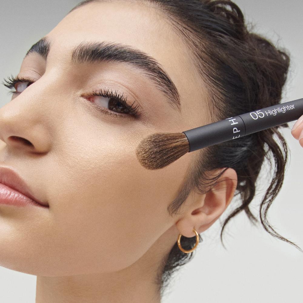 Sephora Collection 05 La Brocha Iluminadora - Aplicación Intuitiva Acabado Perfecto