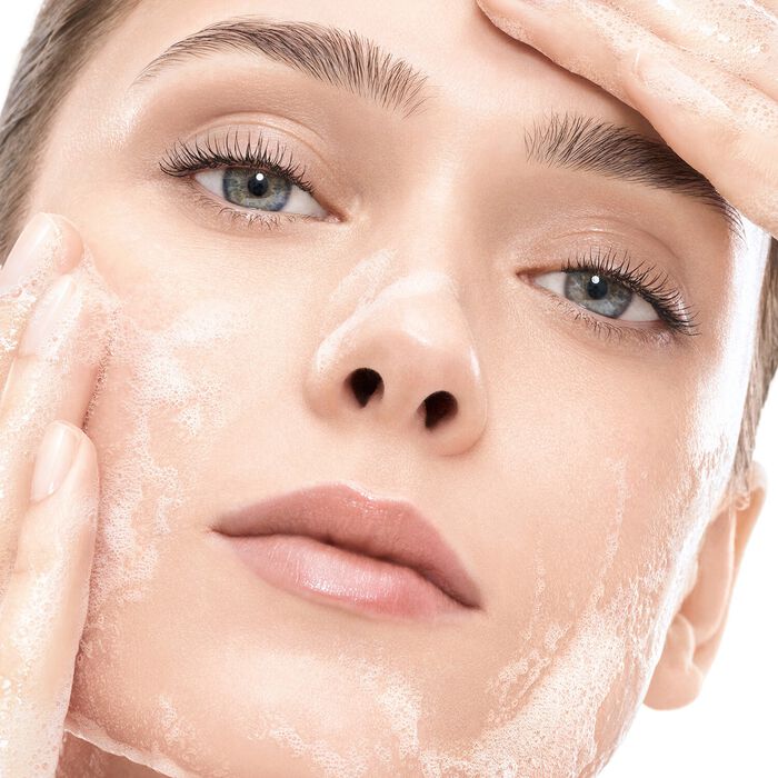 Guerlain Abeille Royale Cleansing Care-In-Mousse - Mousse Limpiadora