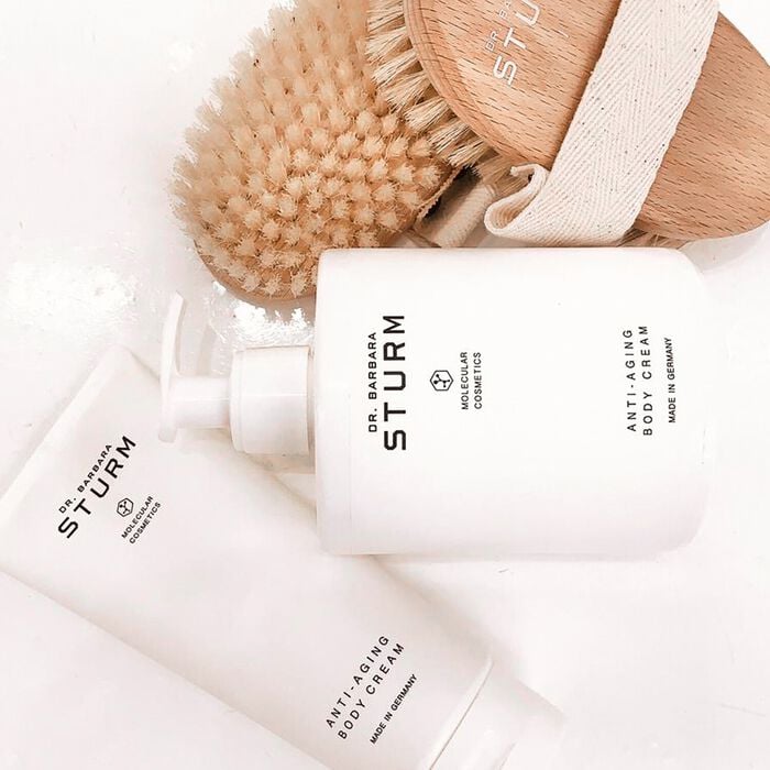 Dr. Barbara Sturm Anti-Aging Body Cream - Crema Corporal Hidratante Ligera Y De Absorción Rápida