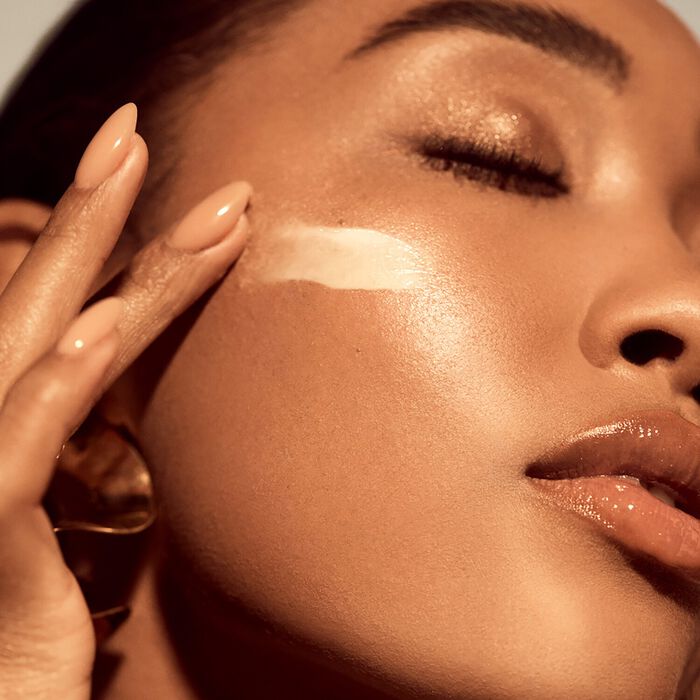 Olehenriksen Banana Bright+ Instant Glow Moisturizer - Tratamiento Hidratante Con Vitamina C