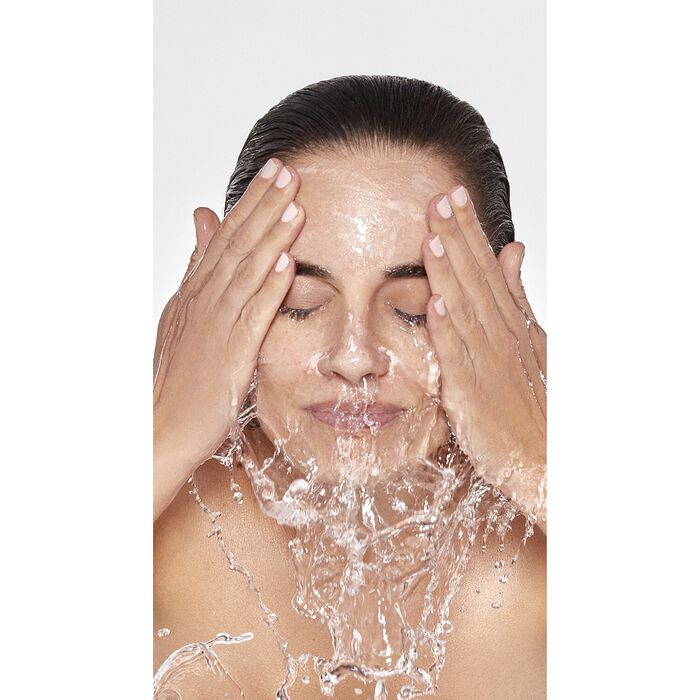 11Skin Black Diamond Vitamin C Brightening Cleanser - Limpiador Multiacción