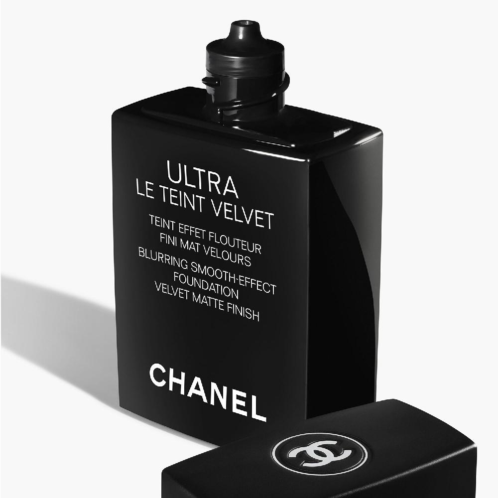 Chanel ULTRA LE TEINT VELVET Fondo De Maquillaje