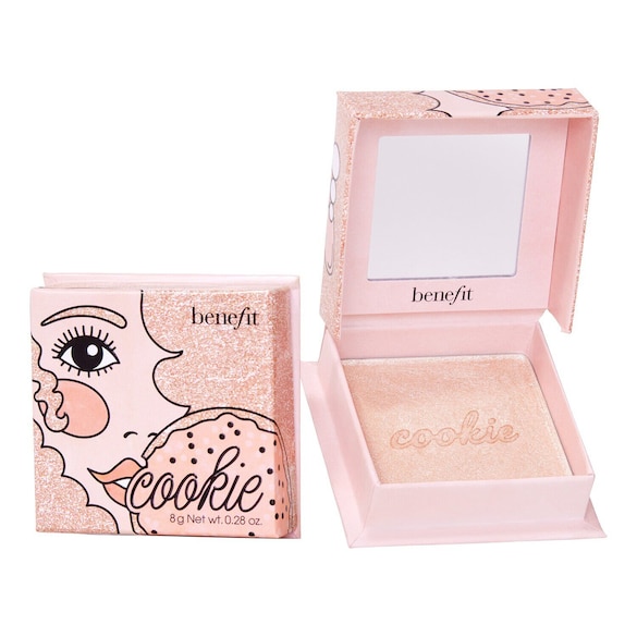 Benefit Cosmetics Cookie - Iluminador en Polvo Suave Rosa Nude Benefit Cosmetics Cookie - Iluminador en Polvo Suave Rosa Nude