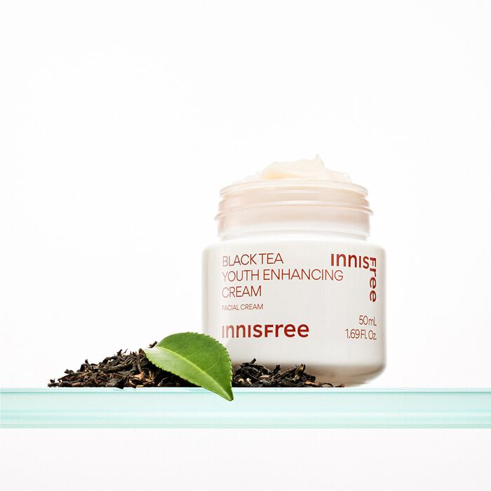 Innisfree Crema Perfeccionadora Juventud Con Té Negro - Crema Reafirmante Y Alisadora