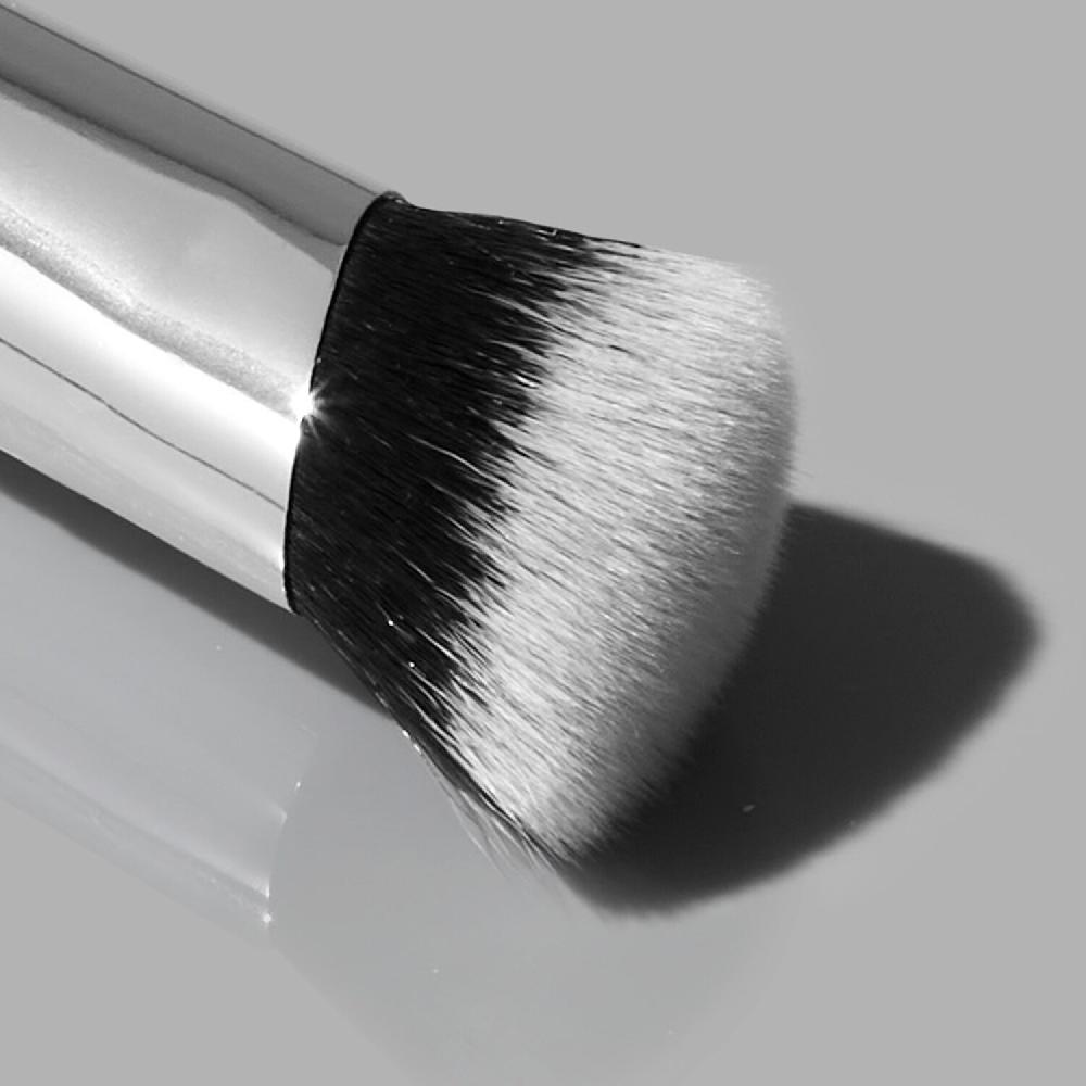 Haus Labs Cruelty-Free Concealer Brush - Brocha Corrector