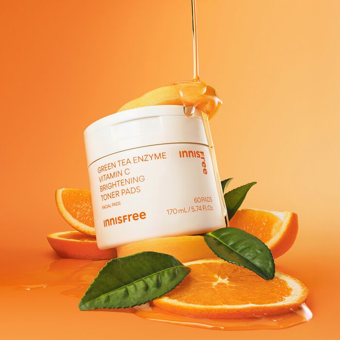 Innisfree Discos Luminosidad Con Enzima De Té Verde Y Vitamina C - Tratamiento Antimanchas