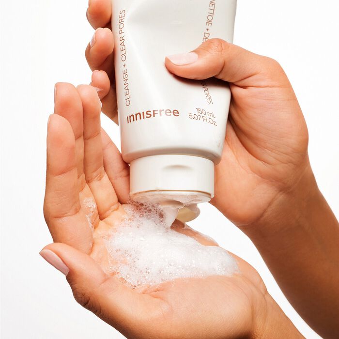 Innisfree Espuma Limpiadora Purificante Con Rocas Volcánicas Y BHA - Limpiador