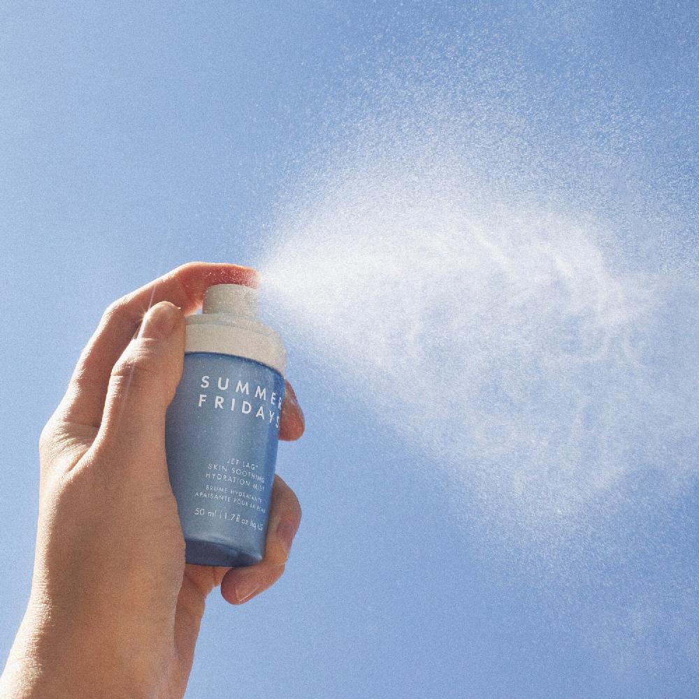 Summer Fridays JET LAG® - Bruma Hidratante Calmante Para La Piel