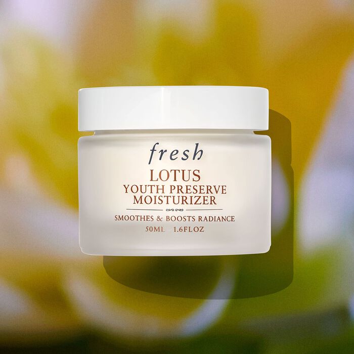 Fresh Lotus Moisturizer - Crema De Día Antiedad Con Loto Y Vitamina E