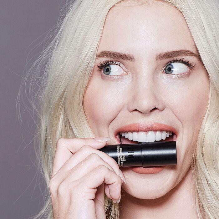 Nudestix Tinted Blur Stick - Color En Barra