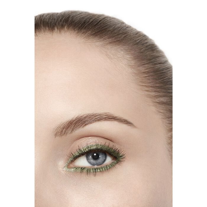 Chanel OMBRE ESSENTIELLE Sombra De Ojos Multiusos De Larga Duración