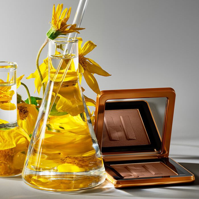 Haus Labs Power Sculpt Velvet Bronzer With Fermented Arnica - Polvos De Sol