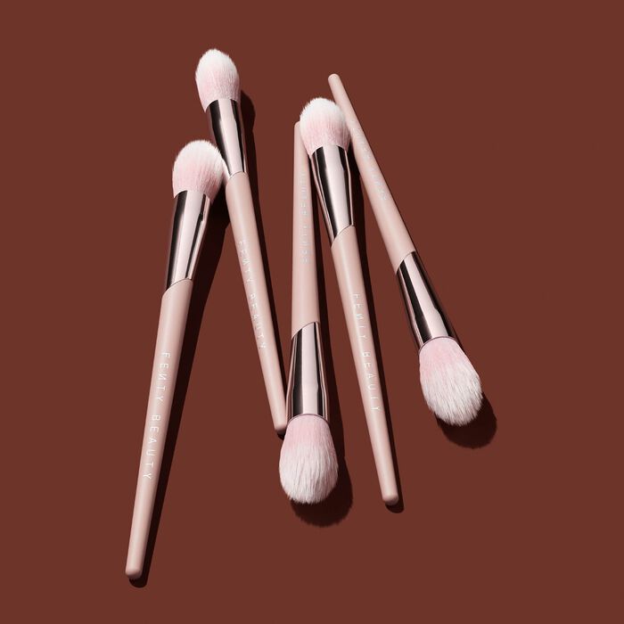Fenty Beauty Precision Highlighter Brush - Brush Highlighter