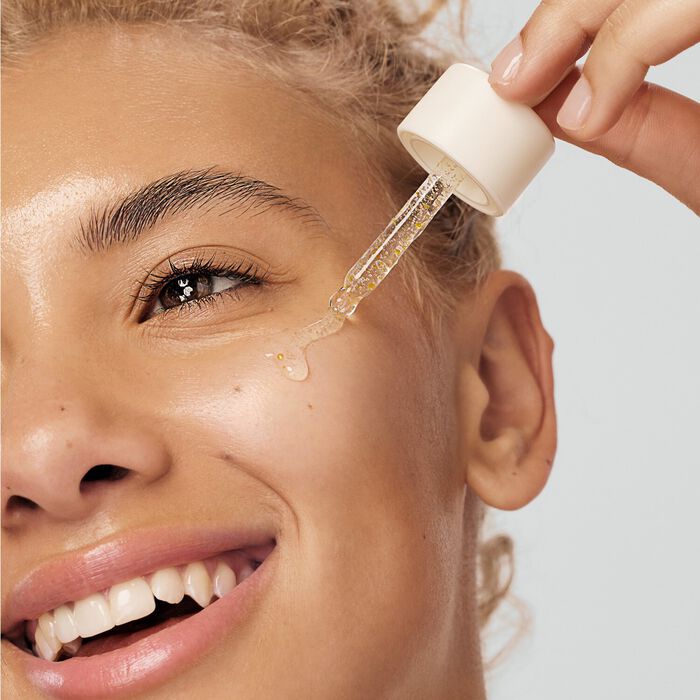 Innisfree Sérum Luminosidad Con Enzima De Té Verde Y Vitamina C - Sérum Antimanchas