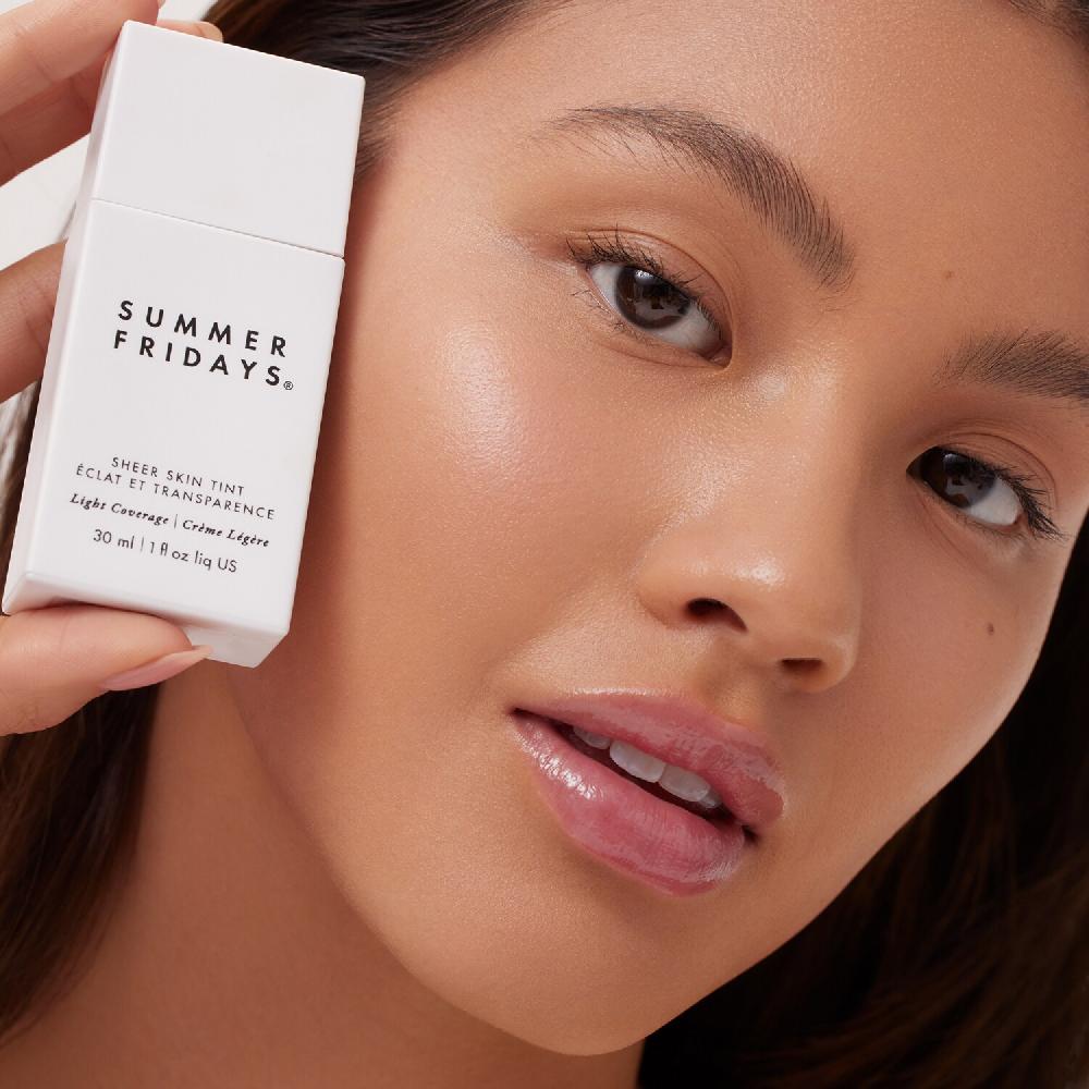 Summer Fridays Sheer Skin Tint - Ácido Hialurónico + Escualeno