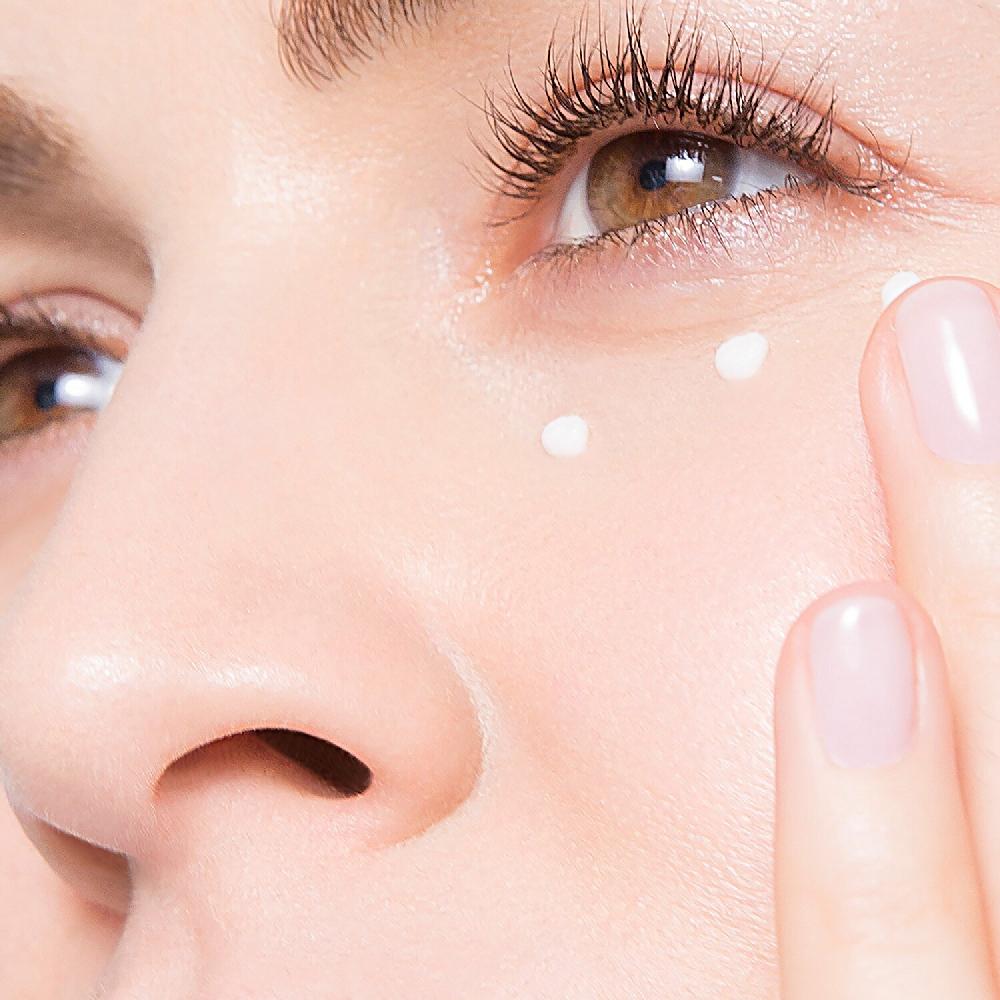 Clarins Total Eye Lift - Tratamiento Contorno De Ojos