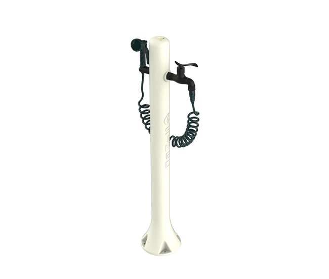 Conforama Fuente de jardín blanca ACQUA PRO de Sined. Conexión de agua lateral para regar cualquier espacio exterior. Fabricado en polietileno de alta resistencia. Manguera externa de 7 5 m y pistola con 8 chorros diferentes.