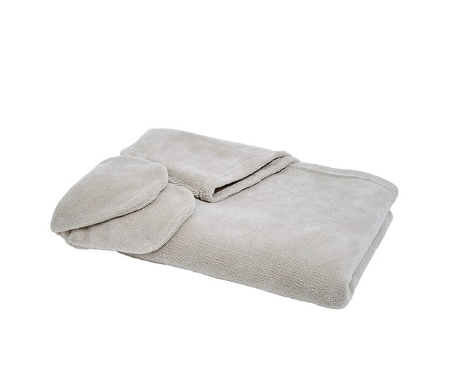 Conforama Perfecto para cubrirse en el sofá.180 gramos m2 de calidad .Medida única 120x160cm + manoplas y capucha. 8 colores disponibles
