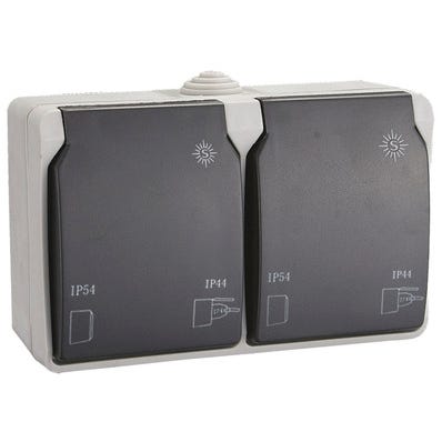 Bricomart SCHUKO DOBLE SUPERFICIE IP54