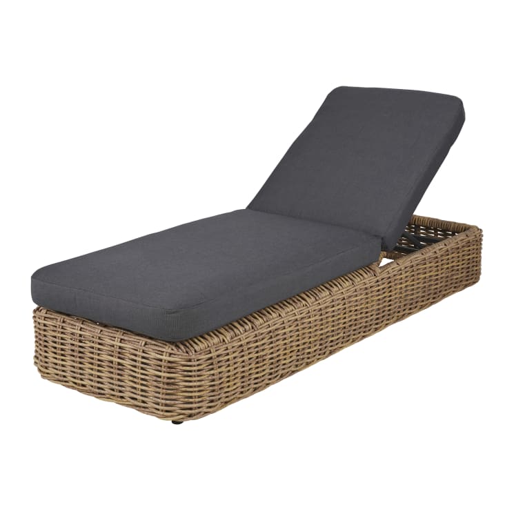 Maisons du Monde Cerrado - Tumbona de resina trenzada reciclada efecto ratán y tejido de poliéster reciclado en gris antracita