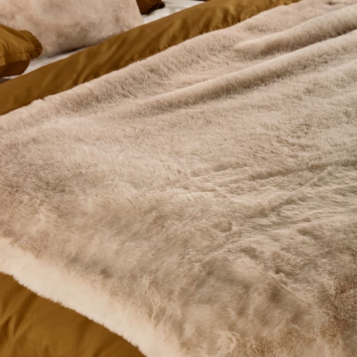 Maisons Du Monde ERIKA - Colcha De Pelo Sintético Color Beige Y Marrón 150 X 180