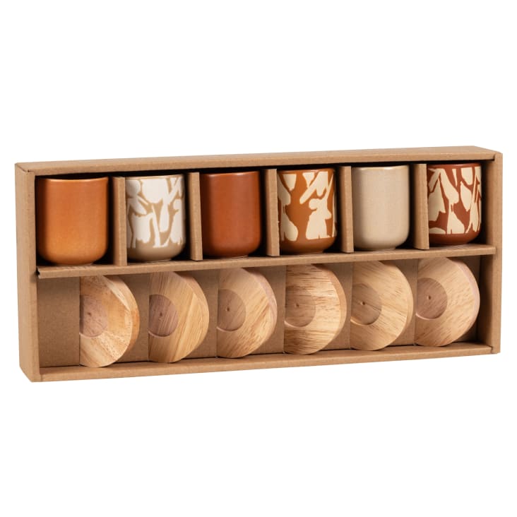 Maisons du Monde Ewan - Set de 4 tazas de cerámica marrón y beige y platos de madera de caucho