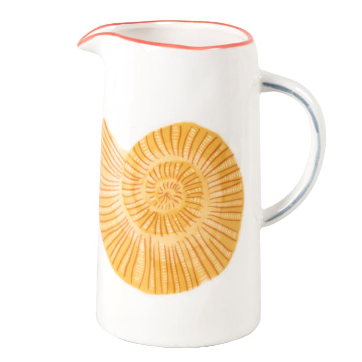 Maisons du Monde Malo - Jarra de gres modelado blanco con concha naranja 1 5L