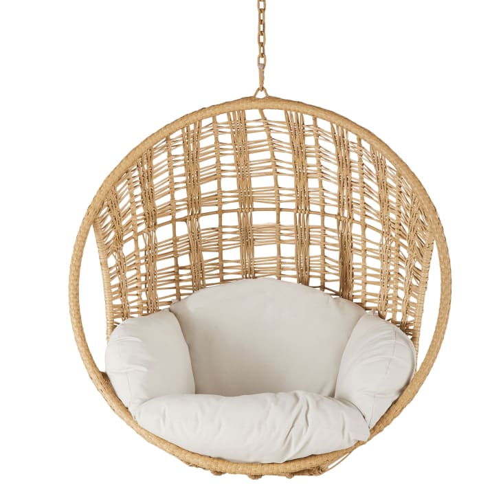 Maisons du Monde Parma - Sillón colgante de exterior de resina y cojín color crudo