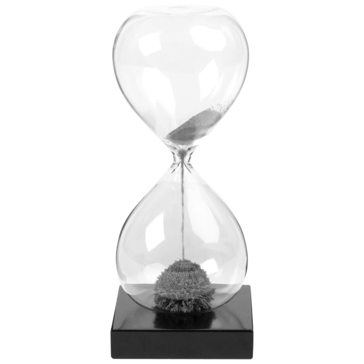Maisons du Monde Reloj de arena imantado de cristal sobre base negra